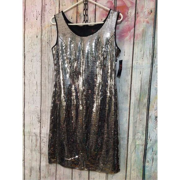 NWT JM Studio John Meyer Party Dress Dazzling Silver Cocktail Dress Size 10 💕☃️ - Picture 1 of 12